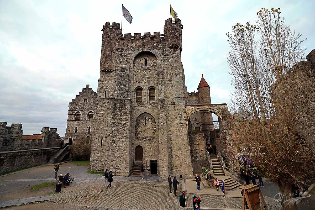 At Gravensteen Castle